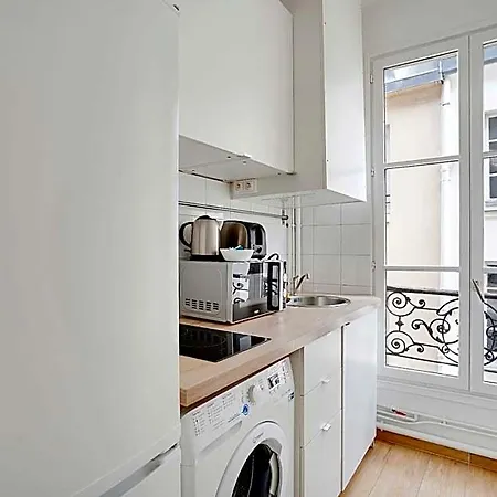 Superb Flat -2br/6p- Rue Reaumur/bonne-nouvelle Parijs